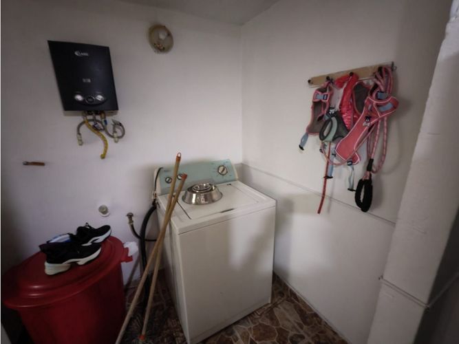 Casa de 4 alcobas en venta en La Primavera, Bello, 150 m² · foto 13 de 17
