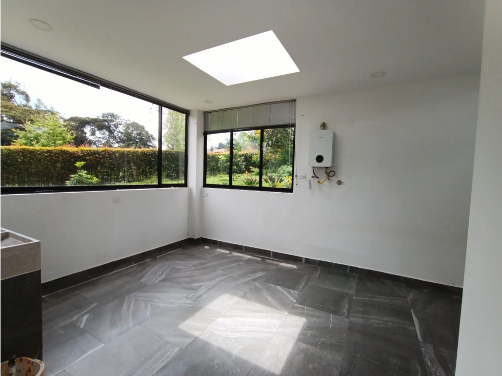 Casa en arriendo en Guamito, El Carmen de Viboral · foto 3 de 19