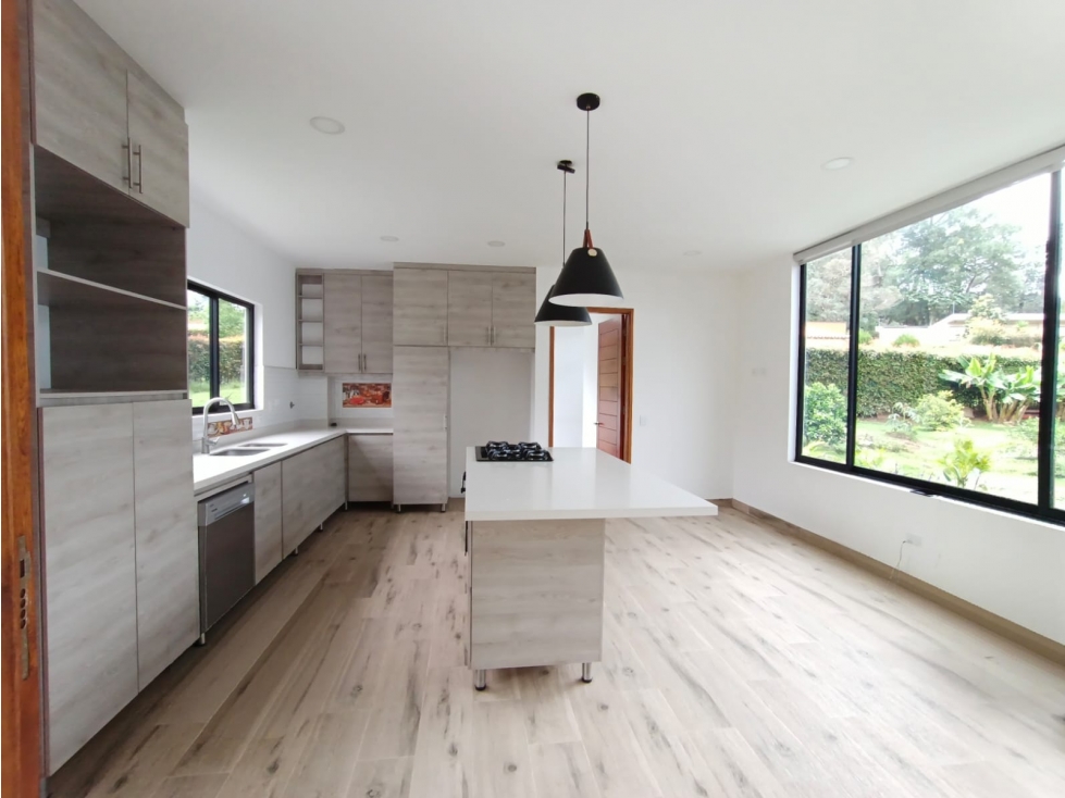 Casa en arriendo en Guamito, El Carmen de Viboral · foto 4 de 19