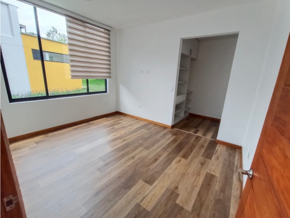 Casa en arriendo en Guamito, El Carmen de Viboral · foto 9 de 19
