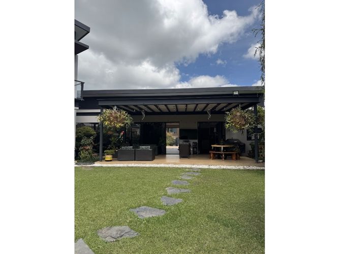 Casa de 5 alcobas en venta en Llano Grande, Rionegro, 500 m² · foto 6 de 24