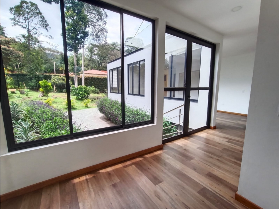 Casa en arriendo en Guamito, El Carmen de Viboral · foto 15 de 19