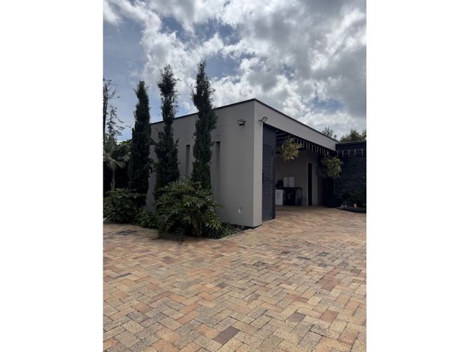 Casa de 5 alcobas en venta en Llano Grande, Rionegro, 500 m² · foto 12 de 24