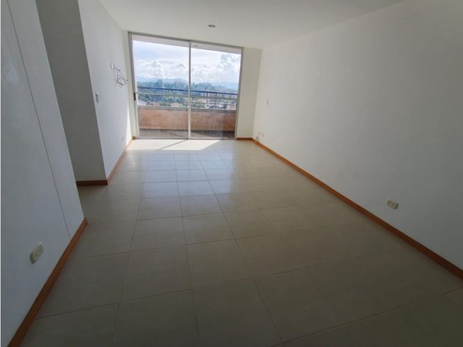 Apartamento de 3 alcobas en arriendo en Los Colegios, Rionegro, 78 m² · foto 4 de 18