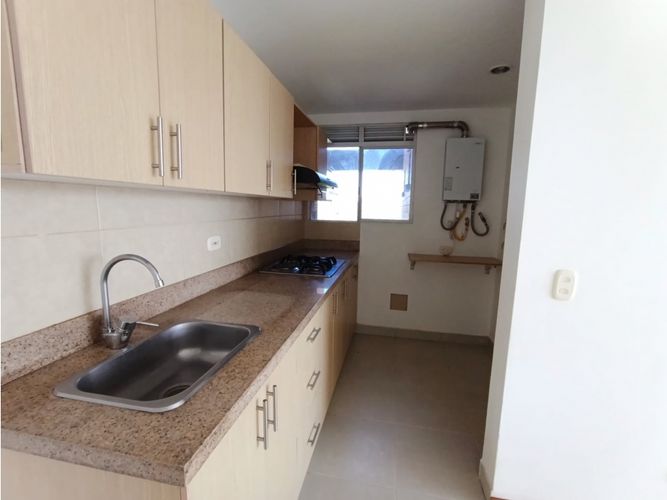 Apartamento de 3 alcobas en arriendo en Los Colegios, Rionegro, 78 m² · foto 8 de 18