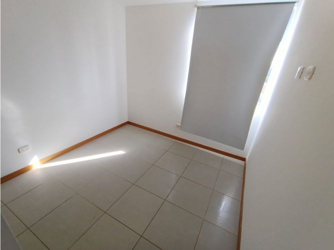 Apartamento de 3 alcobas en arriendo en Los Colegios, Rionegro, 78 m² · foto 11 de 18