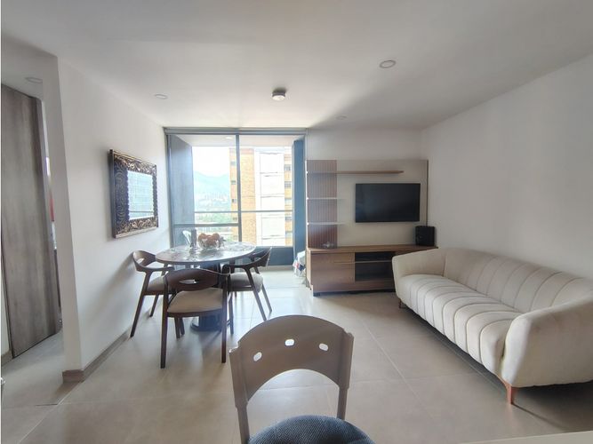 Apartamento de 2 alcobas en arriendo en Simesa, Medellín, 70 m² · foto 4 de 16