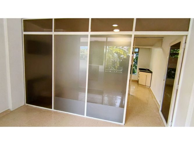 Oficina en arriendo en Nueva Villa De Aburra, Medellín, 31 m² · foto 14 de 14