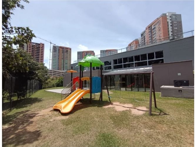 Apartamento de 3 alcobas en venta en Los Colegios, Rionegro, 113 m² · foto 3 de 24