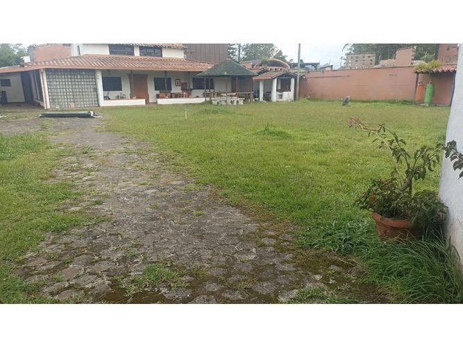 Local en arriendo en Llano Grande, La Ceja, 400 m² · foto 2 de 6