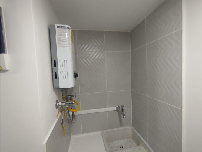 Apartamento de 3 alcobas en venta en Bello, 52 m² · foto 4 de 15
