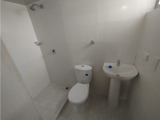 Apartamento de 3 alcobas en venta en Bello, 52 m² · foto 8 de 15
