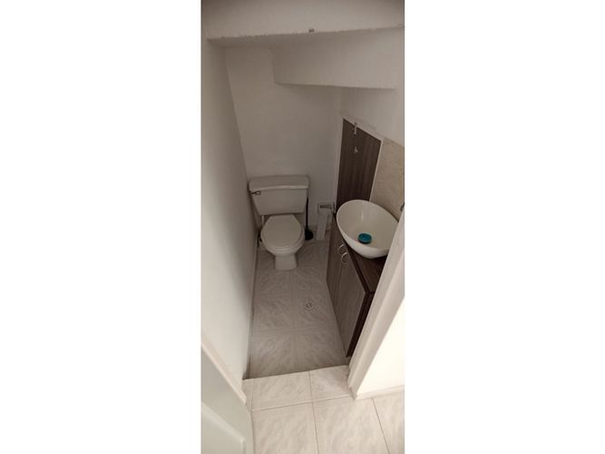 Casa de 5 alcobas en venta en Cabañas, Bello, 95 m² · foto 11 de 16