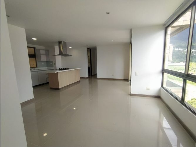 Apartamento de 3 alcobas en arriendo en Vía Las Palmas, Medellín, 75 m² · foto 3 de 20