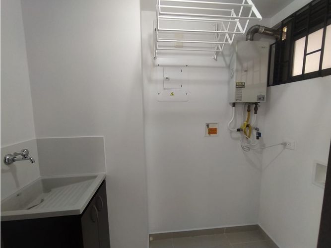 Apartamento de 3 alcobas en arriendo en Vía Las Palmas, Medellín, 75 m² · foto 10 de 20