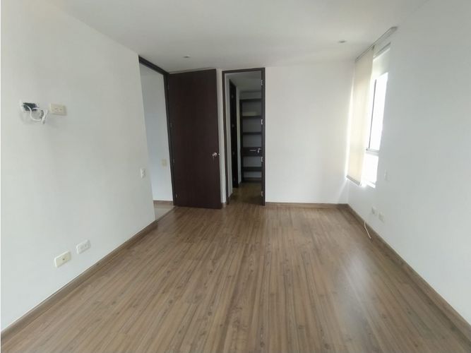 Apartamento de 3 alcobas en arriendo en Vía Las Palmas, Medellín, 75 m² · foto 13 de 20