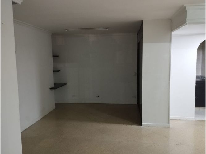 Local en arriendo en Simon Bolivar, Medellín, 37 m² · foto 4 de 8