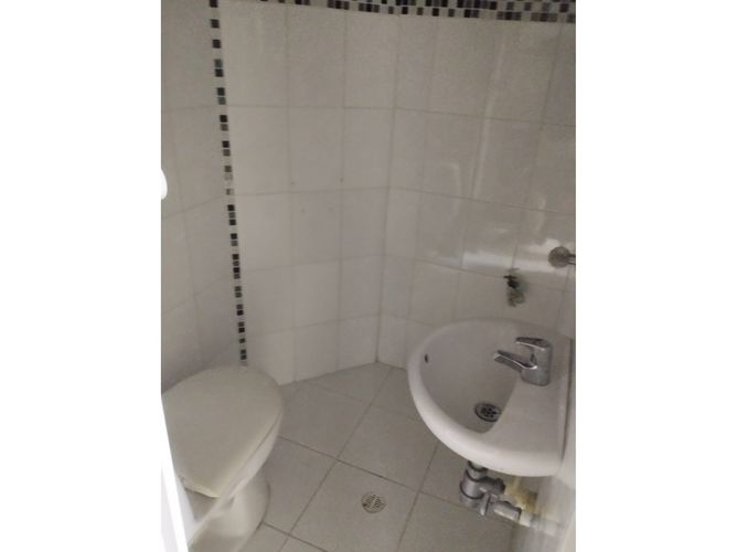 Local en arriendo en Simon Bolivar, Medellín, 37 m² · foto 5 de 8