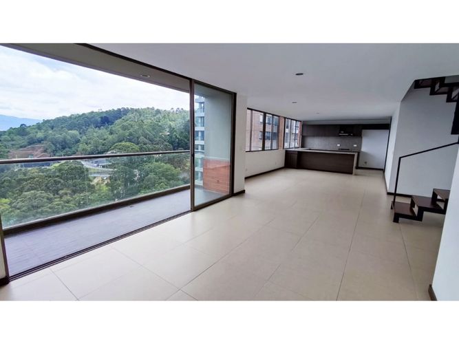 Apartamento de 4 alcobas en arriendo en Vía Las Palmas, Medellín, 168 m² · foto 3 de 24