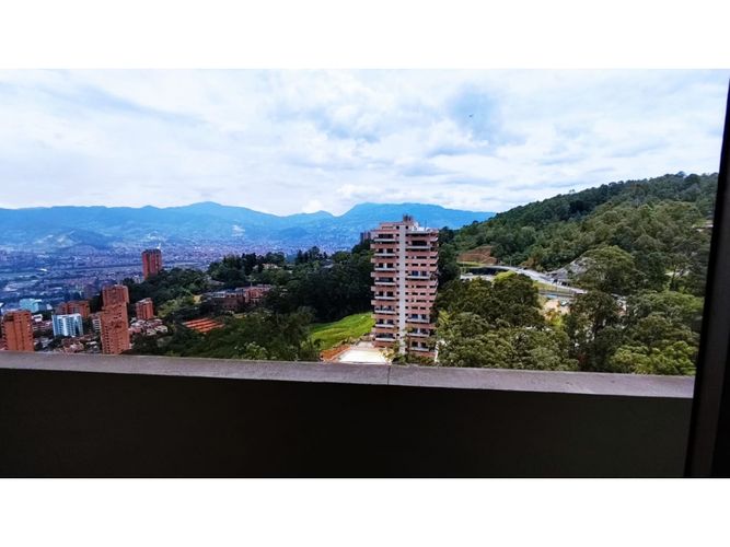 Apartamento de 4 alcobas en arriendo en Vía Las Palmas, Medellín, 168 m² · foto 9 de 24