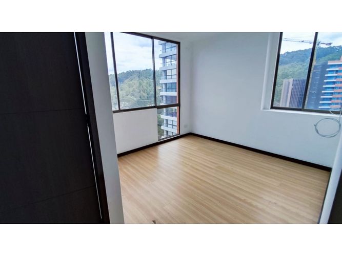Apartamento de 4 alcobas en arriendo en Vía Las Palmas, Medellín, 168 m² · foto 16 de 24