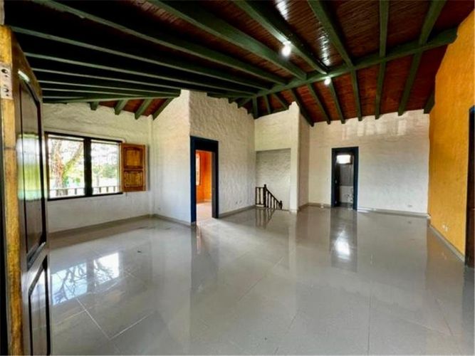 Finca en venta en Combia, Dosquebradas, 1712 m² · foto 7 de 14