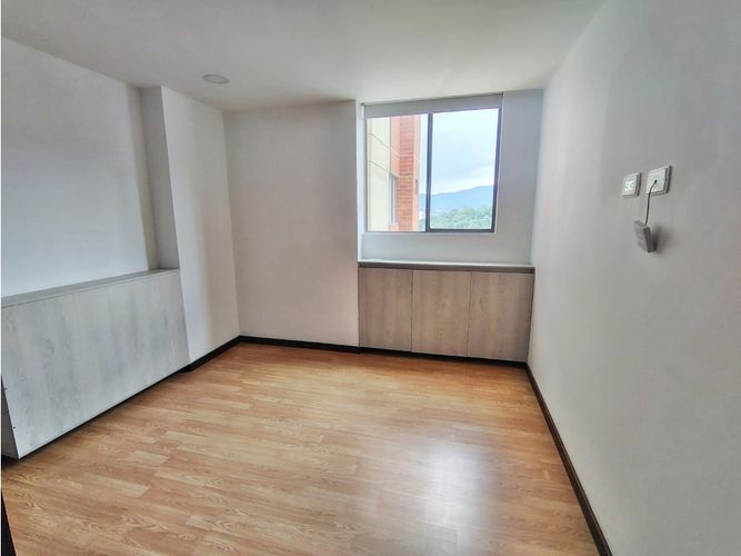 Apartamento de 3 alcobas en venta en Las Palmas, Medellín, 79 m² · foto 16 de 18