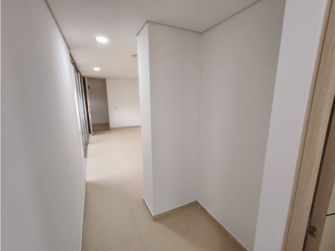 Apartamento de 3 alcobas en venta en Centro, Bello, 87 m² · foto 17 de 19