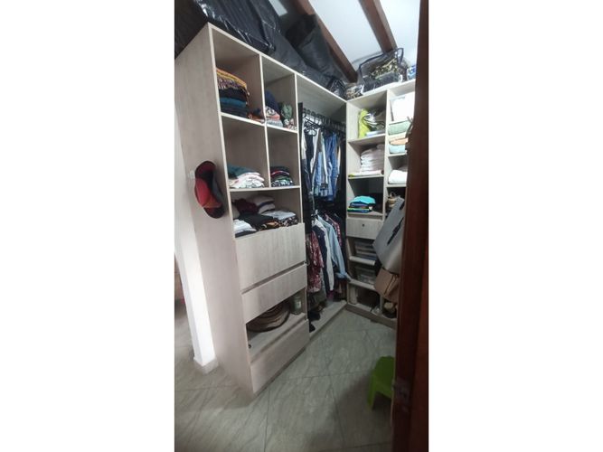 Casa de 4 alcobas en arriendo en Guayaquil, Guarne, 300 m² · foto 19 de 24