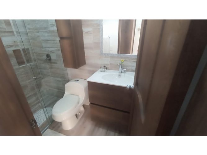 Casa de 4 alcobas en arriendo en Guayaquil, Guarne, 300 m² · foto 24 de 24