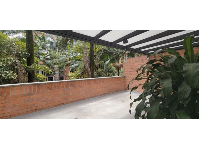 Apartamento de 2 alcobas en venta en Laureles, Medellín, 138 m² · foto 16 de 19
