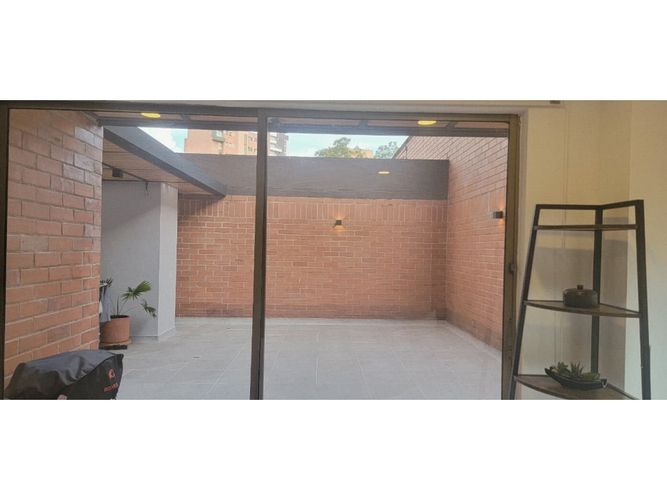 Apartamento de 2 alcobas en venta en Laureles, Medellín, 138 m² · foto 18 de 19