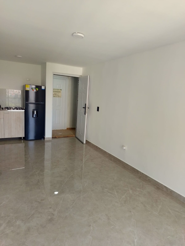 Apartamento en venta en Los Naranjos, Dosquebradas · foto 3 de 15