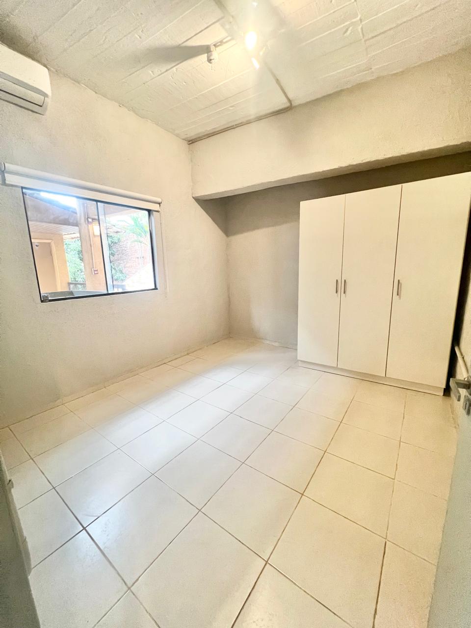 En Alquiler Departamento de 2 Habitaciones - Barrio Virgen de la Asunción A460 — foto 3