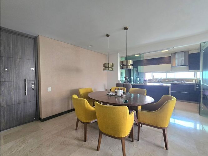 Apartamento de 3 alcobas en venta en Santa Maria De Los Angeles, Medellín, 153 m² · foto 5 de 24