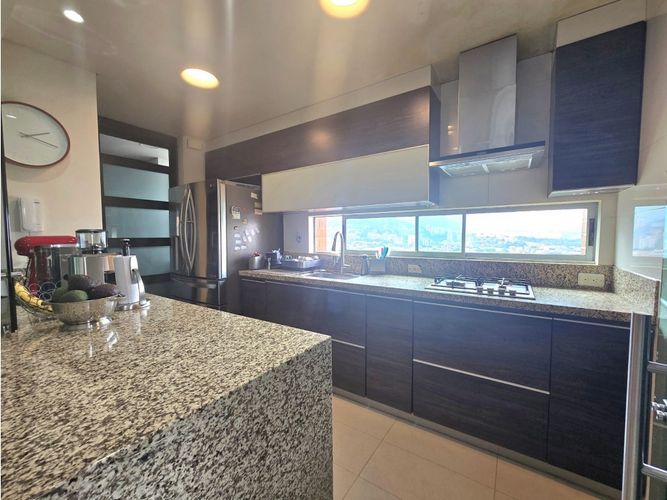 Apartamento de 3 alcobas en venta en Santa Maria De Los Angeles, Medellín, 153 m² · foto 6 de 24