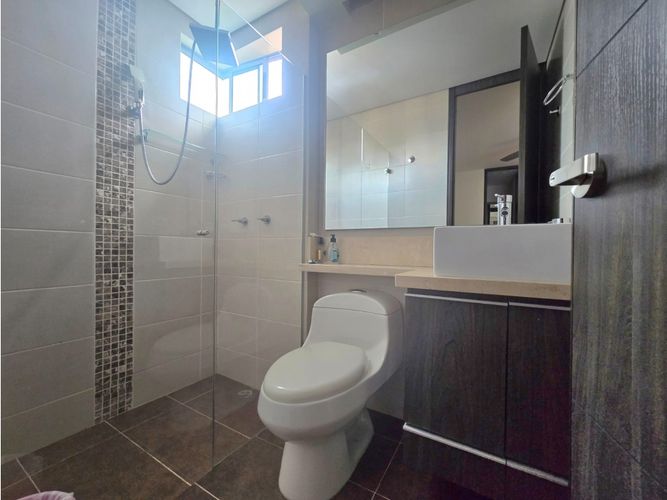 Apartamento de 3 alcobas en venta en Santa Maria De Los Angeles, Medellín, 153 m² · foto 10 de 24