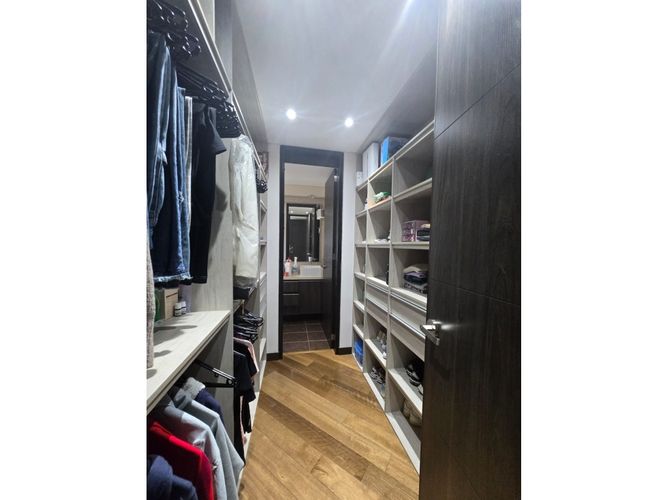 Apartamento de 3 alcobas en venta en Santa Maria De Los Angeles, Medellín, 153 m² · foto 12 de 24