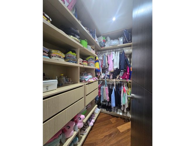 Apartamento de 3 alcobas en venta en Santa Maria De Los Angeles, Medellín, 153 m² · foto 15 de 24