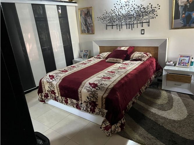 Casa de 4 alcobas en venta en Boston, Medellín, 159 m² · foto 9 de 23