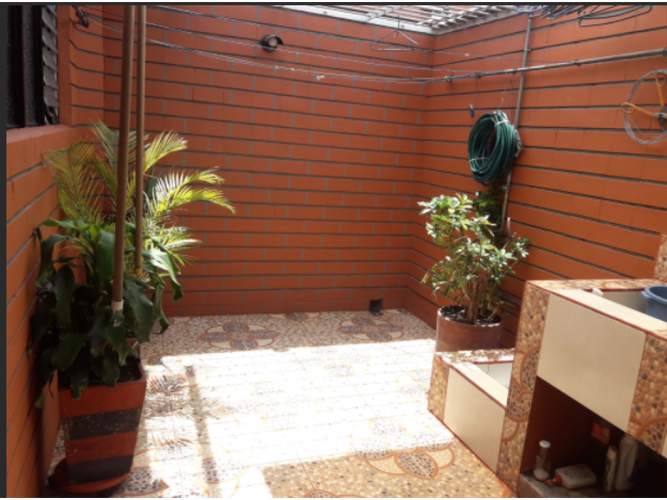 Casa de 4 alcobas en venta en Boston, Medellín, 159 m² · foto 17 de 23