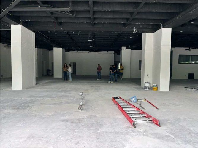 Local en arriendo en Estadio, Medellín, 750 m² · foto 4 de 11