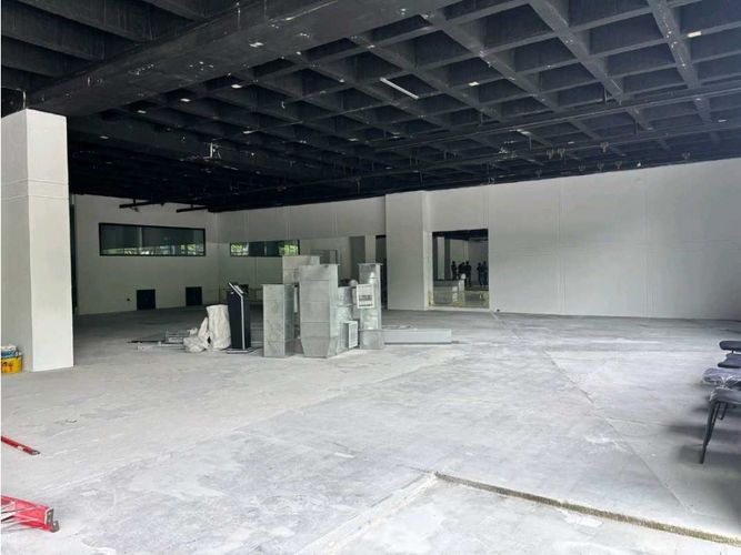 Local en arriendo en Estadio, Medellín, 750 m² · foto 6 de 11