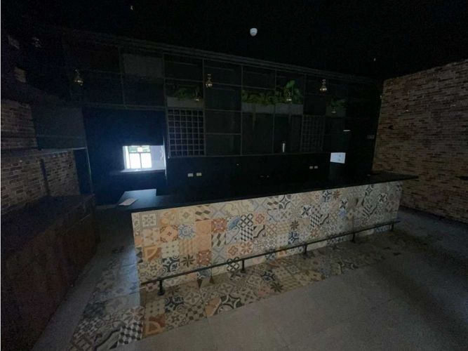 Local en arriendo en Los Colores, Medellín, 144 m² · foto 12 de 17