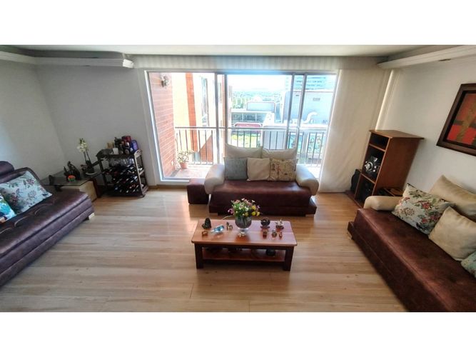 Apartamento de 3 alcobas en venta en Centro Comercial Titán Plaza, Bogotá, 93 m² · foto 7 de 24