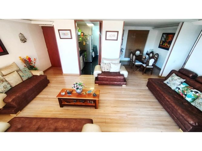 Apartamento de 3 alcobas en venta en Centro Comercial Titán Plaza, Bogotá, 93 m² · foto 8 de 24