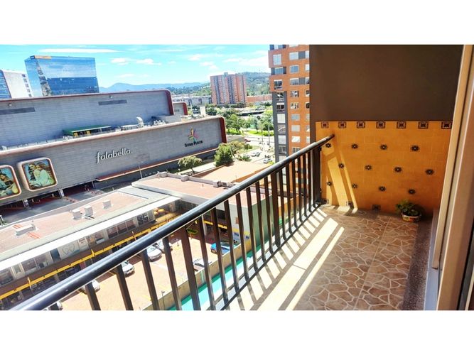 Apartamento de 3 alcobas en venta en Centro Comercial Titán Plaza, Bogotá, 93 m² · foto 11 de 24