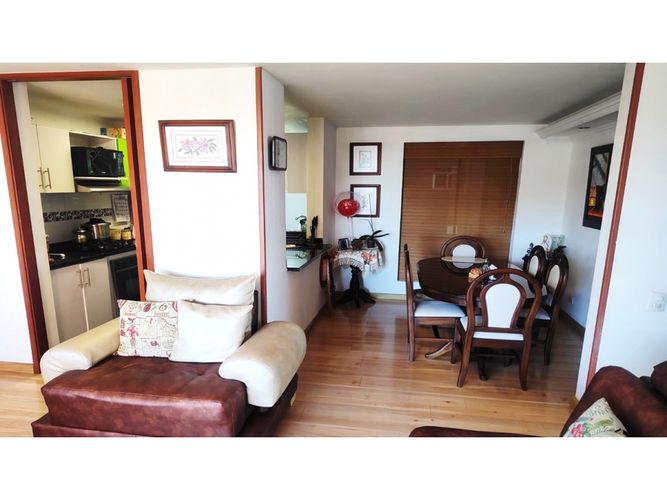 Apartamento de 3 alcobas en venta en Centro Comercial Titán Plaza, Bogotá, 93 m² · foto 14 de 24