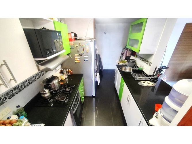 Apartamento de 3 alcobas en venta en Centro Comercial Titán Plaza, Bogotá, 93 m² · foto 19 de 24