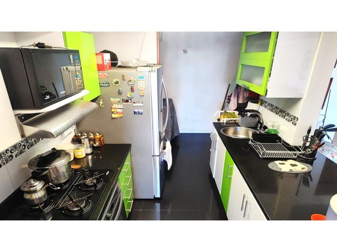 Apartamento de 3 alcobas en venta en Centro Comercial Titán Plaza, Bogotá, 93 m² · foto 20 de 24